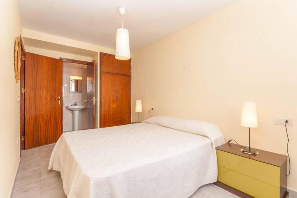 Playa Flamenca Splendid Apartment On The Beach 阿利坎特 外观 照片